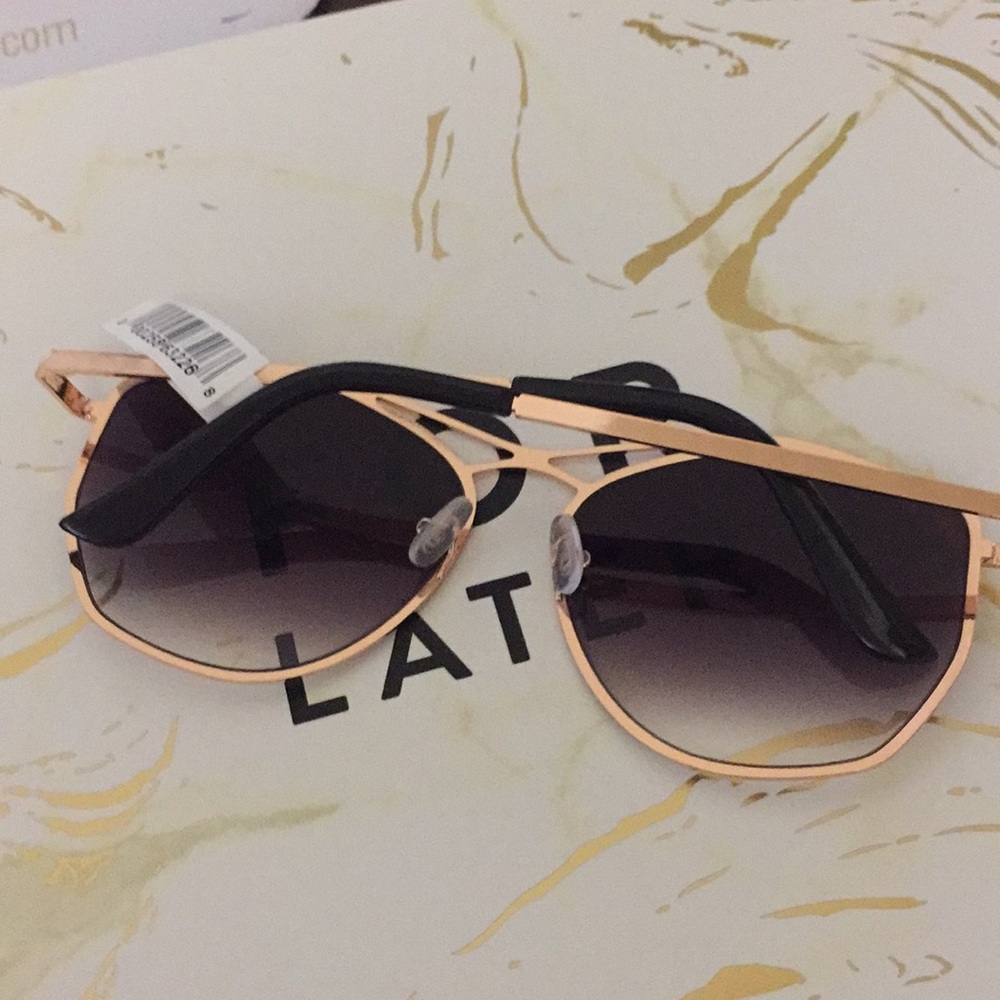 Women sunglasses - Picture 3 of 5